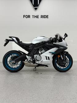 CFMOTO 2025 CF Moto 675CC 675SR-R ABS Road