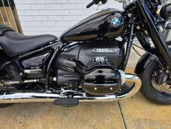 2023 BMW Motorrad R 18 CLASSIC Black