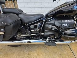 2023 BMW Motorrad R 18 CLASSIC Black