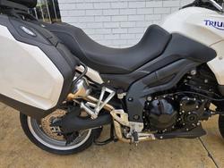 2010 Triumph TIGER 1050 White