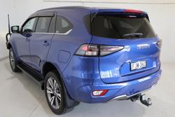 2022 Isuzu MU-X LS-T