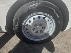 2022 Hyundai STARIA LOAD