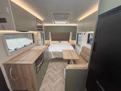 2025 New Age Caravans Manta Ray Mr16er Expedition My26