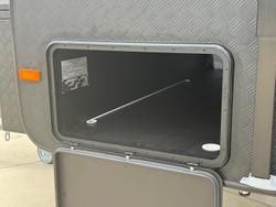 2025 New Age Caravans Manta Ray Mr16er Expedition My26