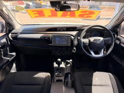 2020 Toyota Hilux SR