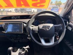 2020 Toyota Hilux SR