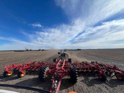 2025 Bourgault 4420Dk & 9650