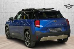 2024 MINI Aceman SE Favoured