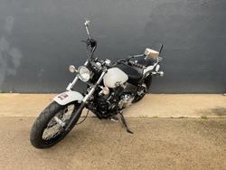 2016 Yamaha XVS650 V-STAR CUSTOM WHITE