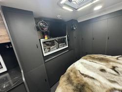 2026 Legend Caravans Tycoon Slider 23' Slideout Luxury $182 990