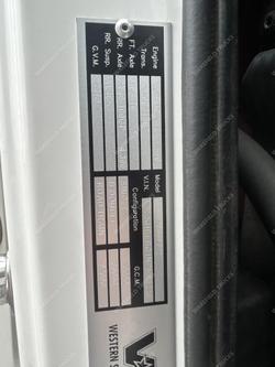 2021 Western Star 4800 Series 4800 FXC White