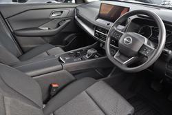 2025 Nissan X-TRAIL ST