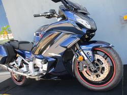 2024 Yamaha FJR1300AE BLUE