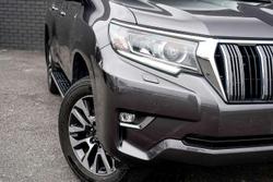 2022 Toyota Landcruiser Prado VX