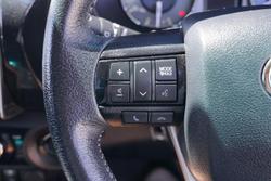 2021 Toyota Hilux SR5