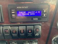 2021 Western Star 4800 Series 4800 FXB White