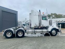 2021 Western Star 4800 Series 4800 FXB White