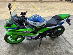2024 Kawasaki NINJA 500 ANNIVERSARY Green