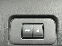 2025 Nissan X-TRAIL TI