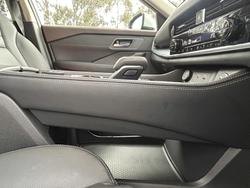 2025 Nissan X-TRAIL TI