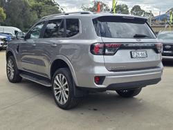 2025 Ford Everest Platinum