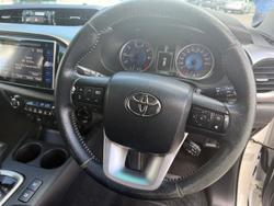 2016 Toyota Hilux SR5 GUN126R 4X4 Dual Range Crystal Pearl