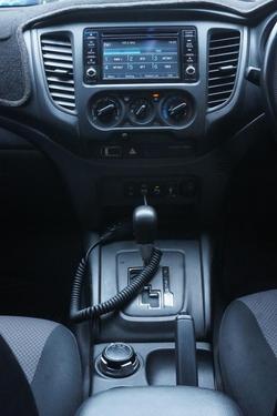 2021 Mitsubishi Triton GLX