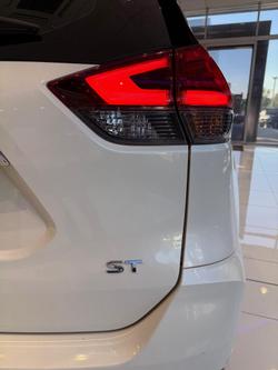 2020 Nissan X-TRAIL ST