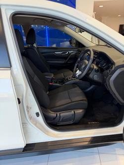 2020 Nissan X-TRAIL ST