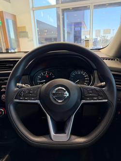 2020 Nissan X-TRAIL ST