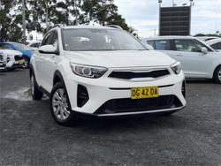 2022 KIA STONIC S