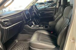 2024 Isuzu MU-X LS-T