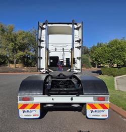 2021 Freightliner Cascadia WHITE