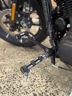 2016 Harley-Davidson Iron 883 (XL883N) Sportster Black