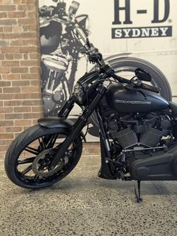 2018 Harley-Davidson Breakout 114 (FXBRS) Softail Black