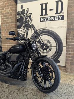 2018 Harley-Davidson Breakout 114 (FXBRS) Softail Black