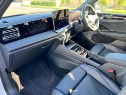 2025 Volkswagen Tiguan 195TSI R-Line