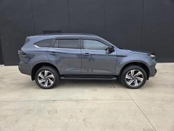 2025 Isuzu MU-X LS-T