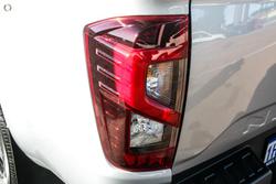 2025 Nissan Navara ST-X