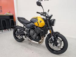 2026 Triumph 2026 Triumph 660CC Trident LAMS Yellow