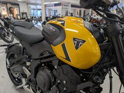 2026 Triumph 2026 Triumph 660CC Trident LAMS Yellow