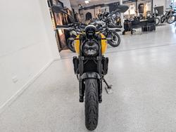 2026 Triumph 2026 Triumph 660CC Trident LAMS Yellow