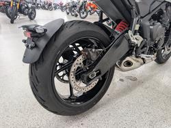 2026 Triumph 2026 Triumph 660CC Trident LAMS White