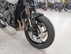 2026 Triumph 2026 Triumph 660CC Trident LAMS White