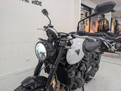 2026 Triumph 2026 Triumph 660CC Trident LAMS White