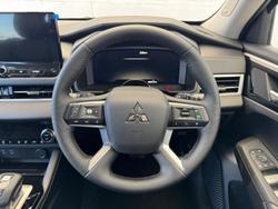 2025 Mitsubishi Outlander Aspire