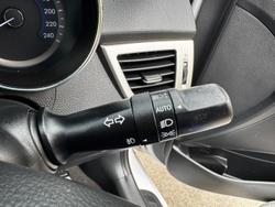 2013 Hyundai i30 Premium GD Creamy White