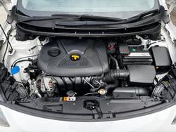 2013 Hyundai i30 Premium GD Creamy White