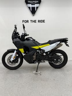 2022 HUSQVARNA NORDEN 901 Black