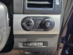 2017 Holden Captiva Active CG MY17 Old Blue Eyes